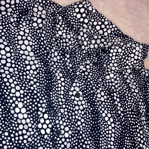 Women’s button down - Picture 2 of 5